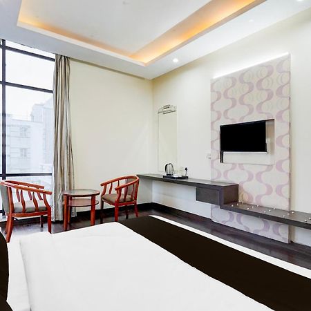 Super Townhouse Sector 51 Noida Near Metro Station Hotel Exterior foto