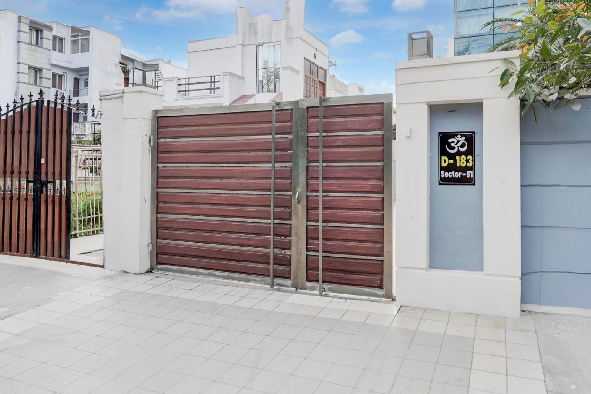 Super Townhouse Sector 51 Noida Near Metro Station Hotel Exterior foto